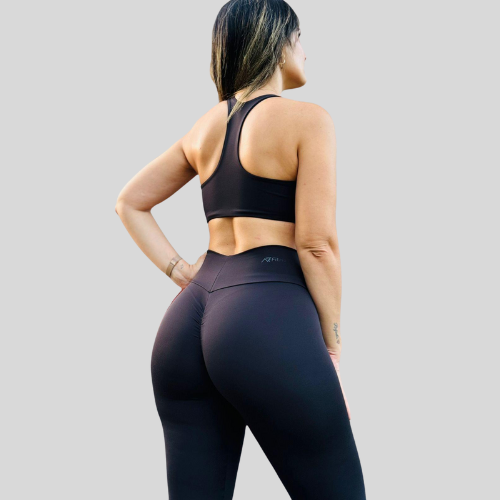 Conjunto Top e calça preta