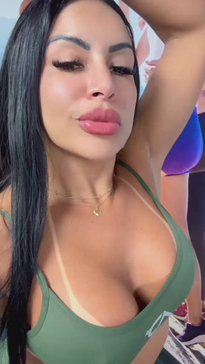 Conjunto Top e Calça Verde Militar